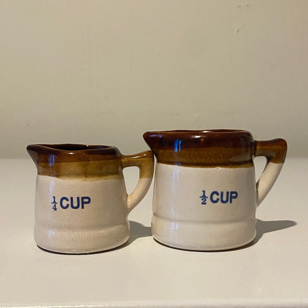 Vintage Stoneware Measuring Cup Set - Brown and Tan